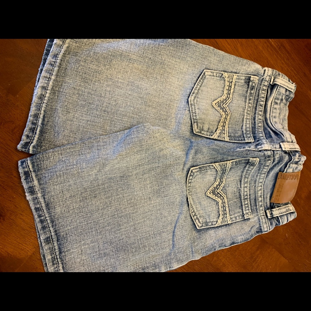 Baileys Point shorts